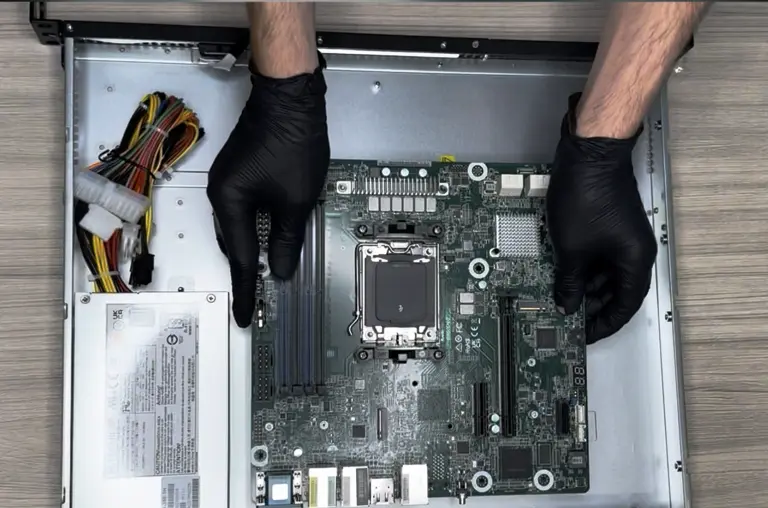 Comment sont assemblés nos Serveurs Haut de Gamme Minecraft